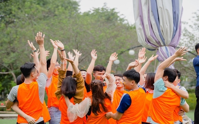 Kinh nghiệm tổ chức teambuilding trọn gói giá rẻ, chuyên nghiệp